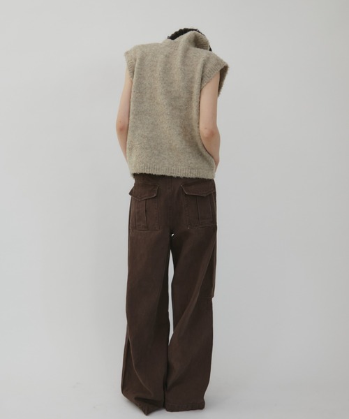 VION(ヴィオン)の「サイドタックワイドパンツ / Side Tuck Wide Pants(チノパンツ・レディース・ブラック/ブラウン・MEDIUM/LARGE)」の14枚目の写真