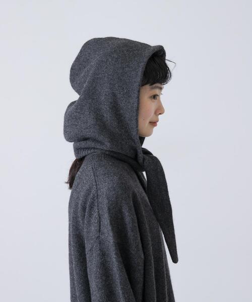 かぐれ（カグレ）の「ヤクウールフードマフラー（マフラー・レディース・モカ/チャコールグレー・FREE）」の2枚目の写真
