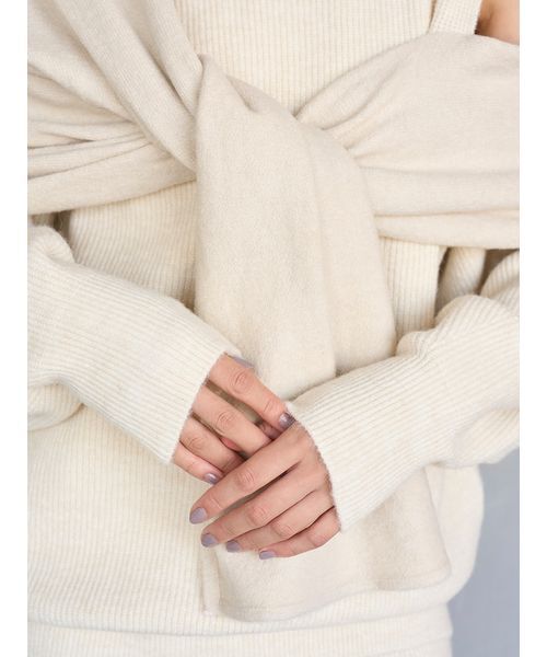 SNIDEL（スナイデル）の「ディフォメーションニットプルオーバー（ニット/セーター・レディース・アイボリー/グレー/レッド・F）」の17枚目の写真