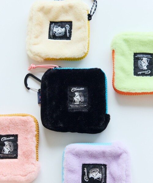 COBMASTER(コブマスター)の「Cobmaster/コブマスター 別注Fluffy L zip wallet フラッフィー Lジップ ウォレット(財布・レディース・ブラック/グリーン/ピンク/ラベンダー/ベージュ・ONE SIZE)」の2枚目の写真