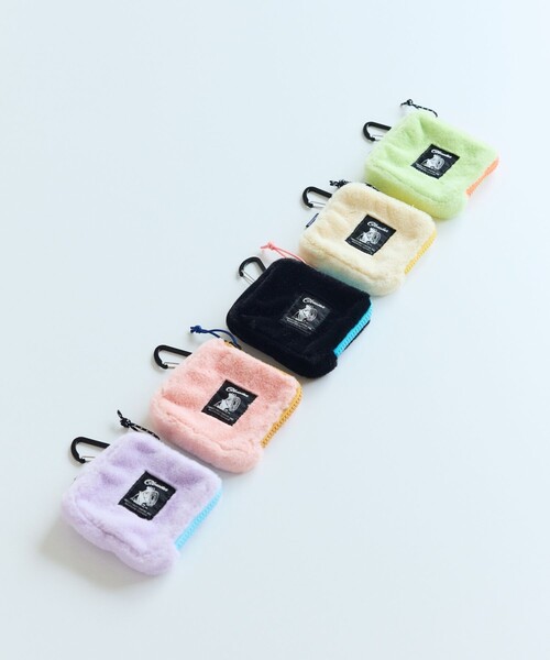 COBMASTER(コブマスター)の「Cobmaster/コブマスター 別注Fluffy L zip wallet フラッフィー Lジップ ウォレット(財布・レディース・ブラック/グリーン/ピンク/ラベンダー/ベージュ・ONE SIZE)」の7枚目の写真