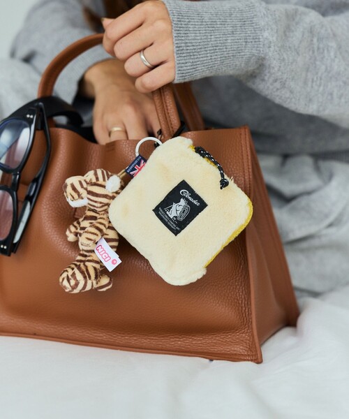 COBMASTER(コブマスター)の「Cobmaster/コブマスター 別注Fluffy L zip wallet フラッフィー Lジップ ウォレット(財布・レディース・ブラック/グリーン/ピンク/ラベンダー/ベージュ・ONE SIZE)」の22枚目の写真