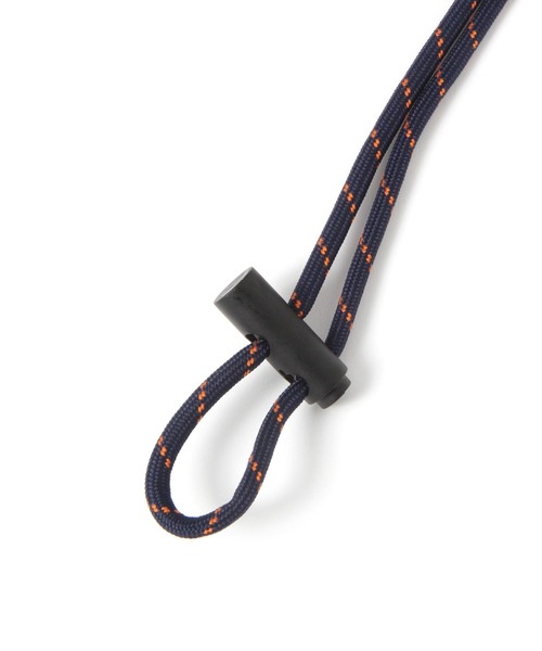 BAYFLOW（ベイフロー）の「[ギフトにもおすすめ]コード付きキルトフードミトン（手袋・レディース・ブラック/ライトグレー・FREE）」の8枚目の写真