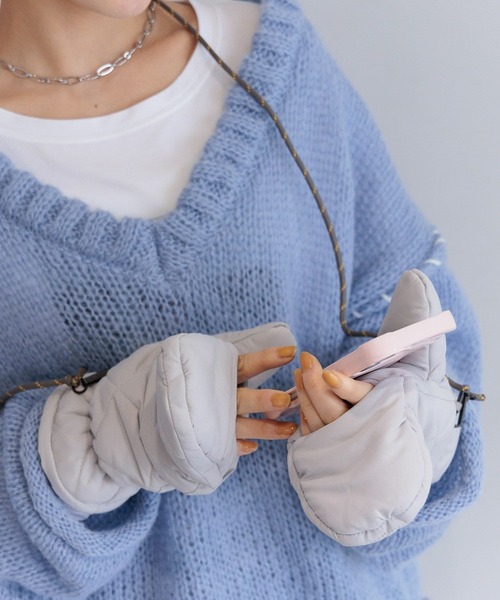 BAYFLOW（ベイフロー）の「[ギフトにもおすすめ]コード付きキルトフードミトン（手袋・レディース・ブラック/ライトグレー・FREE）」の15枚目の写真