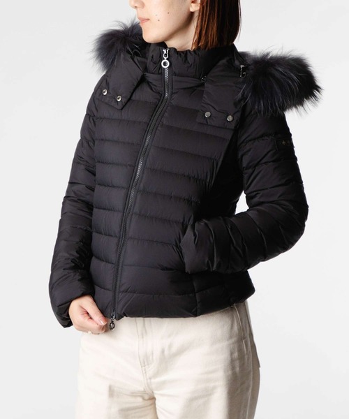 TATRAS（タトラス）の「TATRAS VARENA DOWN JACKET タトラス ベレナ ダウンジャケット（ダウンジャケット/コート・レディース・ブラック/ネイビー・5/4/3）」の2枚目の写真