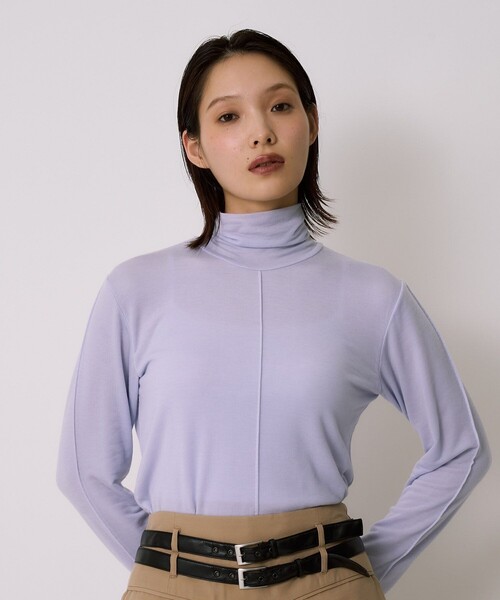 UNITED TOKYO（ユナイテッドトウキョウ）の「Cashmere Silk Turtle Neck Jersey｜ウォッシャブル/保温/レイヤード/オフィスカジュアル/冬服（Tシャツ/カットソー・レディース・アイボリー/ラベンダー/ブラック・FREE）」の3枚目の写真