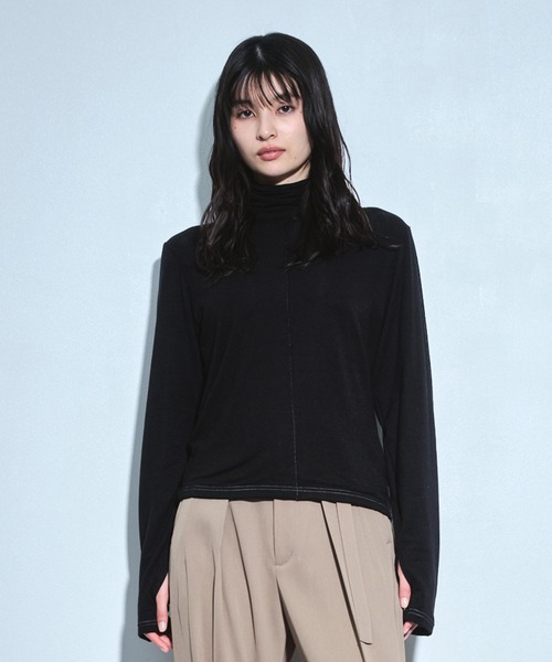 UNITED TOKYO(ユナイテッドトウキョウ)の「Cashmere Silk Turtle Neck Jersey|ウォッシャブル/保温/レイヤード/オフィスカジュアル(Tシャツ/カットソー・レディース・アイボリー/ラベンダー/ブラック・FREE)」の16枚目の写真