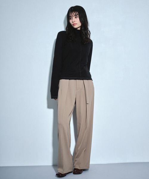 UNITED TOKYO(ユナイテッドトウキョウ)の「Cashmere Silk Turtle Neck Jersey|ウォッシャブル/保温/レイヤード/オフィスカジュアル(Tシャツ/カットソー・レディース・アイボリー/ラベンダー/ブラック・FREE)」の13枚目の写真