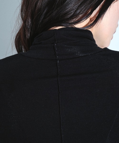 UNITED TOKYO(ユナイテッドトウキョウ)の「Cashmere Silk Turtle Neck Jersey|ウォッシャブル/保温/レイヤード/オフィスカジュアル(Tシャツ/カットソー・レディース・アイボリー/ラベンダー/ブラック・FREE)」の19枚目の写真