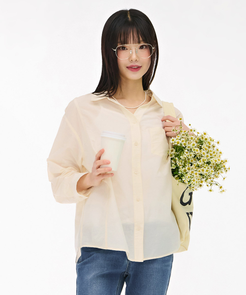 CHASECULT(チェイスカルト)の「女性オープンカラー袖ロールアップシャツ-アイボリー(シャツ/ブラウス・レディース・オートミール・90/85)」の4枚目の写真
