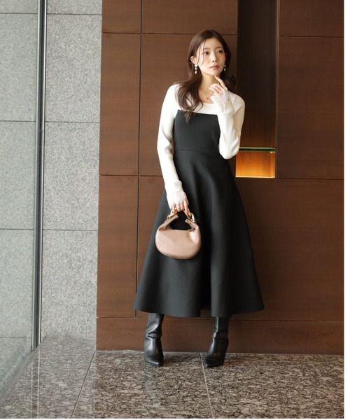 Apuweiser-riche(アプワイザーリッシェ)の「袖レースビスチェ切替ワンピース(ワンピース・レディース・ブラック/グレイッシュベージュ/ブラック系その他・2/1)」の20枚目の写真