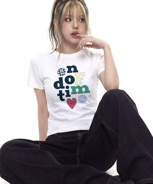 GRAVER（グレーバー）の「[ウーマン]END OF TIME スリム半袖Tシャツ_3カラー（Tシャツ/カットソー・レディース・ホワイト/ブラック/イエロー・FREE/ONE SIZE）」の9枚目の写真