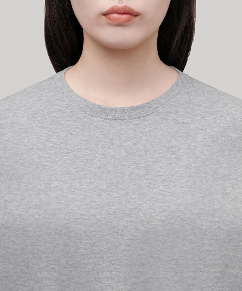 MUSINSA STANDARD WOMAN（ムシンサスタンダードウーマン）の「ウィメンズリラックスクルーネック長袖Tシャツ[ミディアムグレー]（Tシャツ/カットソー・レディース・その他・SMALL/MEDIUM/LARGE/X-SMALL）」の3枚目の写真