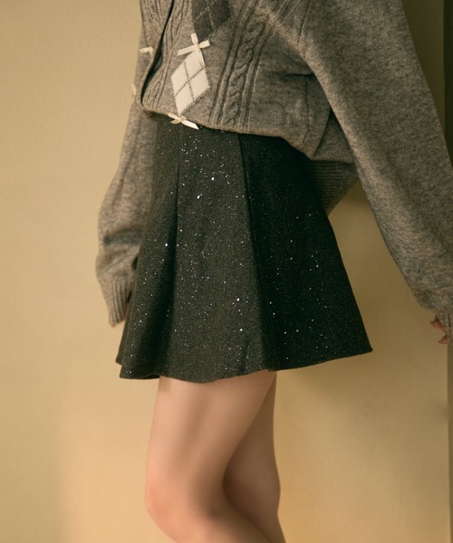 TITTY&CO.（ティティーアンドコー）の「ラメフレアミニスカート（スカート・レディース・ブラック/グレー・FREE）」の8枚目の写真