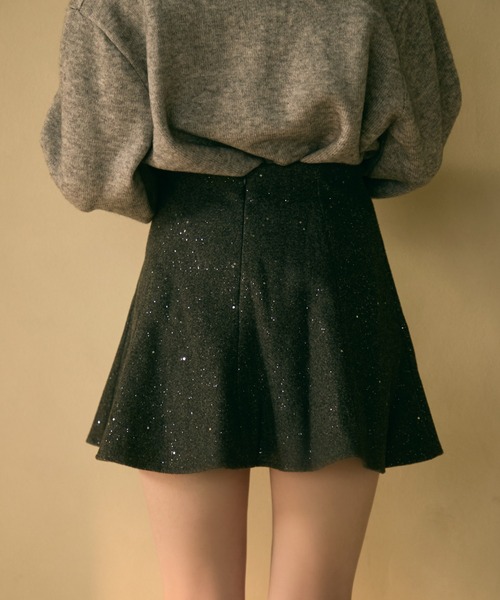 TITTY&CO.（ティティーアンドコー）の「ラメフレアミニスカート（スカート・レディース・ブラック/グレー・FREE）」の10枚目の写真