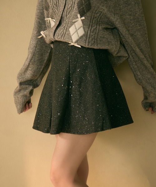 TITTY&CO.（ティティーアンドコー）の「ラメフレアミニスカート（スカート・レディース・ブラック/グレー・FREE）」の12枚目の写真