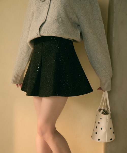 TITTY&CO.（ティティーアンドコー）の「ラメフレアミニスカート（スカート・レディース・ブラック/グレー・FREE）」の6枚目の写真