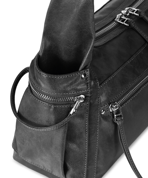 FENNEC（フェネック）の「READY HOBO BAG - METAL GREY（ショルダーバッグ・レディース・その他・FREE）」の9枚目の写真