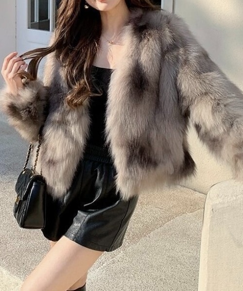 アイリス・アプフェル× フェイクファージャケット L 新品未使用 セール】【秋冬新作】配色フェイクファージャケット（その他アウター