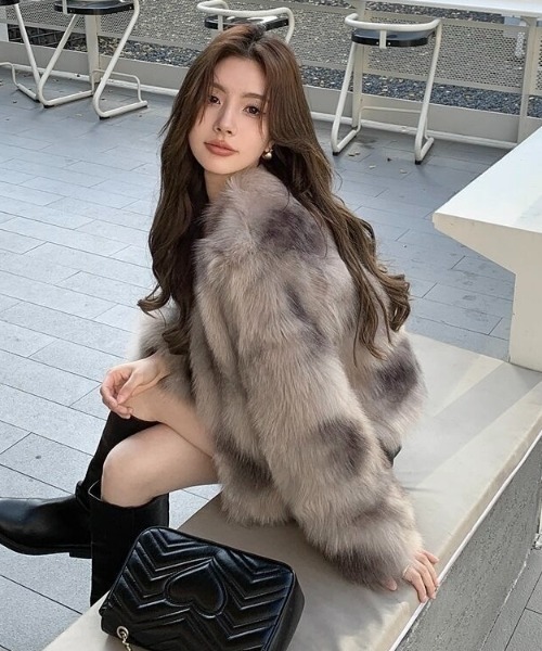 セール】【秋冬新作】配色フェイクファージャケット（その他アウター