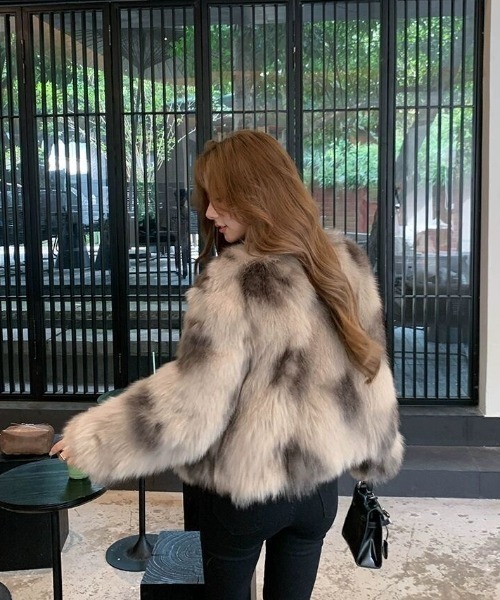 セール】【秋冬新作】配色フェイクファージャケット（その他アウター