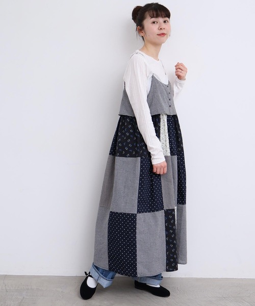 l'atelier du savon（アトリエドサボン）の「little garden パッチワークキャミワンピース（ワンピース・レディース・サックスブルー/ブラック・FREE）」の22枚目の写真