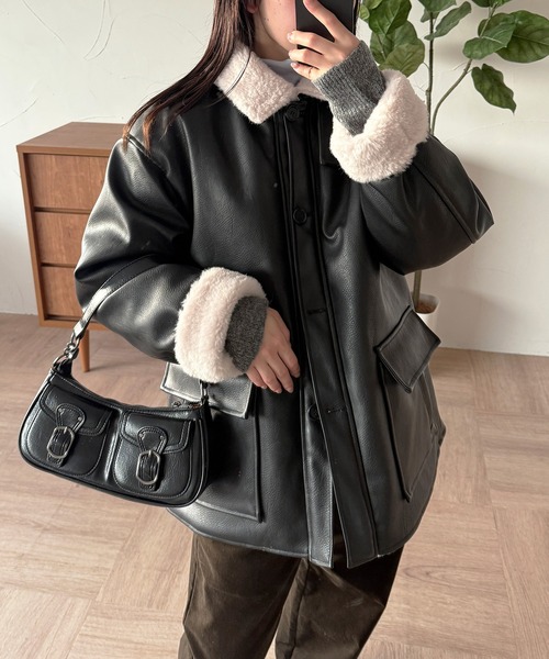 MUHET(ミュエータ)の「reversible synthetic leather & boa jacket / リバーシブル合皮ブルゾン(ブルゾン・レディース・ブラウン/ブラック・SMALL/MEDIUM/LARGE)」の6枚目の写真