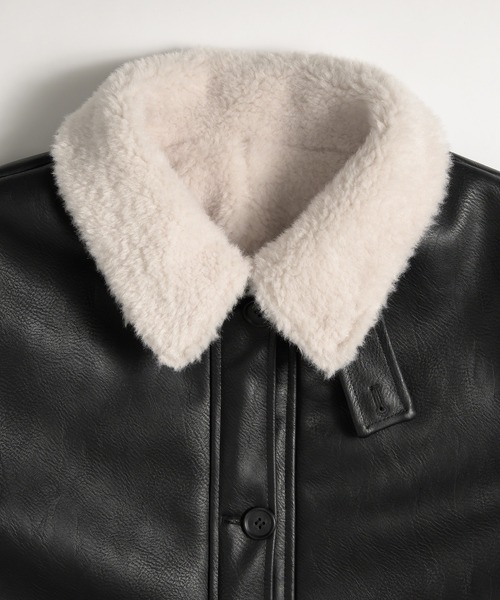 MUHET(ミュエータ)の「reversible synthetic leather & boa jacket / リバーシブル合皮ブルゾン(ブルゾン・レディース・ブラウン/ブラック・SMALL/MEDIUM/LARGE)」の3枚目の写真