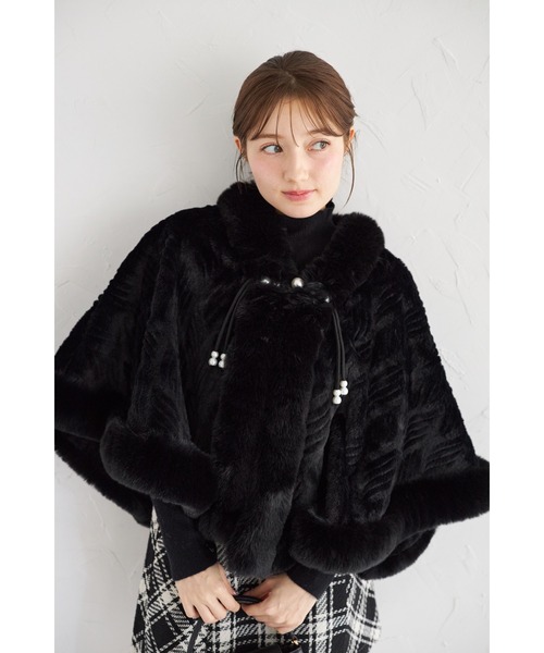 ZOZO限定】フェイクファーパール装飾ポンチョ（ポンチョ）｜tocco