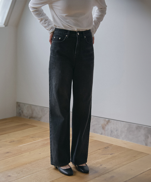 VEM.VER（ベンバー）の「セミワイドデニムパンツ_ブラック（デニムパンツ・レディース・ブラック・SMALL/MEDIUM）」の2枚目の写真