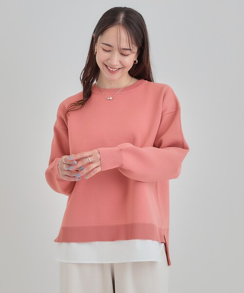 SHOO・LA・RUE（シューラルー）の「【洗濯機可/S-LL】さらに軽くなった スポンディッシュ裾フェイクトップス（ニット/セーター・レディース・ネイビー/イエロー/ピンク系/サックスブルー/パープル系4・01/04/02/03）」の15枚目の写真