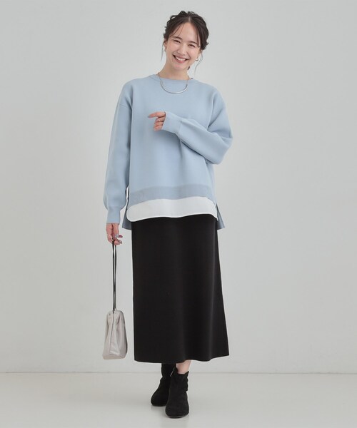 SHOO・LA・RUE（シューラルー）の「【洗濯機可/S-LL】さらに軽くなった スポンディッシュ裾フェイクトップス（ニット/セーター・レディース・ネイビー/イエロー/ピンク系/サックスブルー/パープル系4・01/04/02/03）」の21枚目の写真