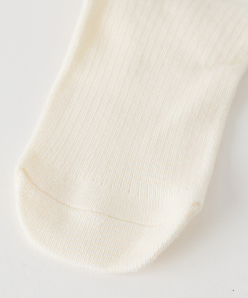 SLOBE IENA(スローブイエナ)の「《2点セット》ソックス×バンダナ HappySet(ソックス/靴下・レディース・チャコールグレー/レッド/ホワイト・FREE)」の8枚目の写真
