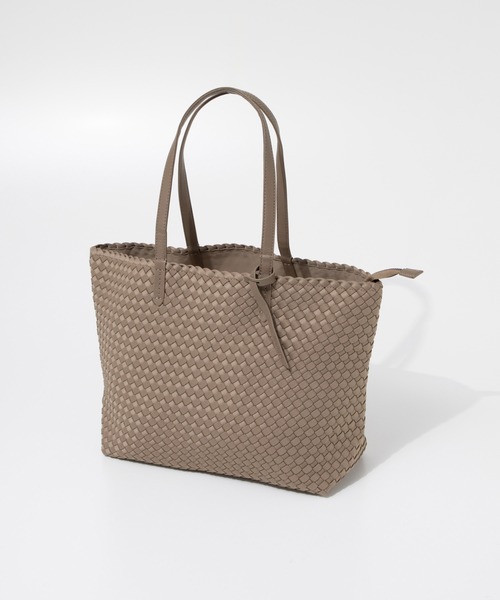 NAGHEDI(ナゲディ)の「NAGHEDI Jetsetter Small Tote ナケディ メッシュ ジェットセッター スモール トートバッグ(トートバッグ・レディース・ベージュ/クリーム・FREE)」の1枚目の写真