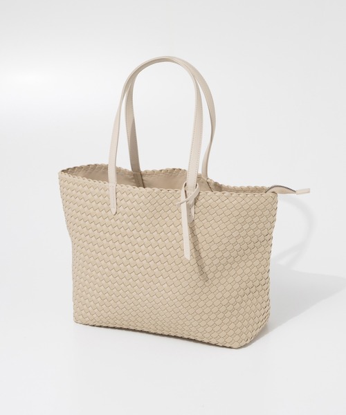NAGHEDI(ナゲディ)の「NAGHEDI Jetsetter Small Tote ナケディ メッシュ ジェットセッター スモール トートバッグ(トートバッグ・レディース・ベージュ/クリーム・FREE)」の2枚目の写真