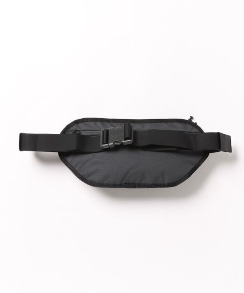 THE NORTH FACE(ザノースフェイス)の「【THE NORTH FACE】Y2K HIP PACK(ボディバッグ/ウエストポーチ・メンズ・ブラック・FREE)」の2枚目の写真