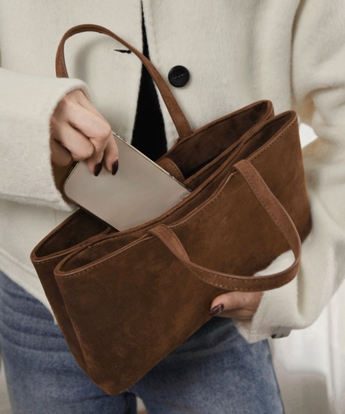 I_am（アイアム）の「fuzzy double compartment bag / ファジーダブルコンパートメントバッグ（ハンドバッグ・レディース・ブラウン/ブラック/ベージュ・FREE）」の3枚目の写真