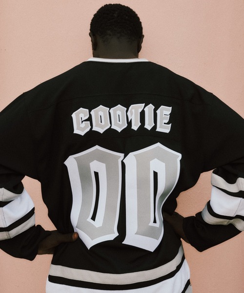 COOTIE PRODUCTIONS(クーティープロダクションズ)の「HOCKEY JERSEY(ジャージ・メンズ・ブラック・MEDIUM/LARGE/X-LARGE/XX-LARGE)」の5枚目の写真