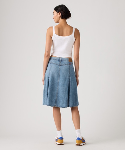 Levi's(リーバイス)の「Levi's/リーバイス テンセル ゴデットフレアスカート(デニムスカート・レディース・インディゴブルー・23inch/28inch/27inch/26inch/25inch/24inch)」の4枚目の写真