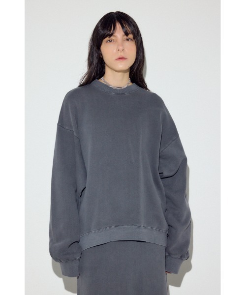 AZUL by moussy(アズールバイマウジー)の「ピグメント起毛裏毛クルーネックトップス(スウェット・レディース・ベージュ/ライトブラック・MEDIUM/SMALL)」の19枚目の写真