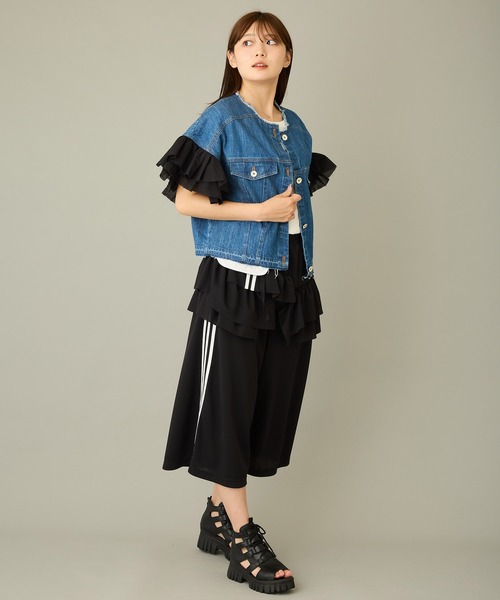 mien（ミアン）の「【mien】フリルスリーブデニムジャケット（デニムジャケット・レディース・インディゴブルー/ブラック・38）」の21枚目の写真