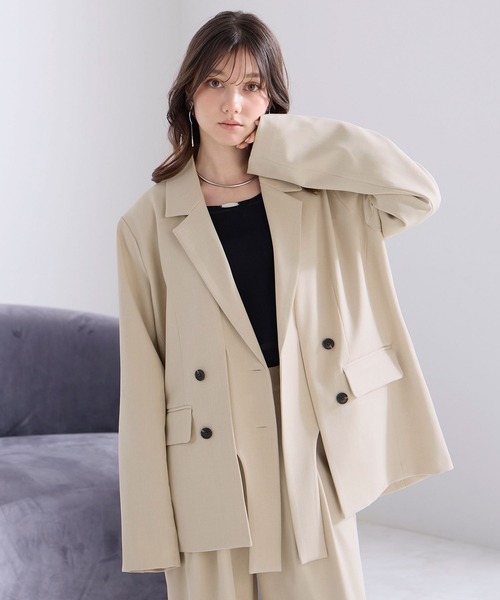 Elishe（エリシェ）の「デザインテーラードジャケット（テーラードジャケット・レディース・ベージュ系/アイボリー/チャコールグレー・FREE）」の2枚目の写真