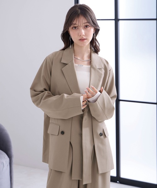 Elishe（エリシェ）の「デザインテーラードジャケット（テーラードジャケット・レディース・ベージュ系/アイボリー/チャコールグレー・FREE）」の8枚目の写真