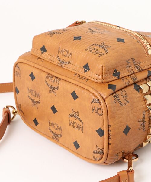 MCM（エムシーエム）の「MCM/エムシーエム/Stark Bebe Boo SideStuds Backpack（バックパック/リュック・レディース・キャメル・F）」の9枚目の写真