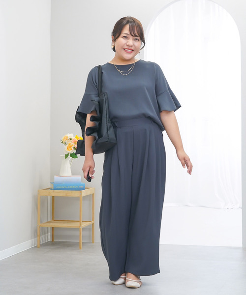 anyfee(エニフィー)の「【anyfee×HINAコラボ】サマラク多タックワイドパンツ(2026SS)(その他パンツ・レディース・ネイビー/ベージュ/チャコール/アイボリー・4L1/3L1/5L/4L/5L1/3L/LL)」の7枚目の写真