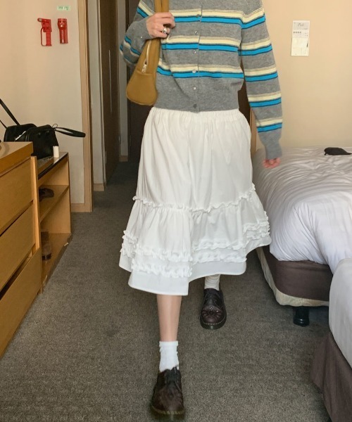 FAVORITO(ファヴォリート)の「フリルスカート(スカート・レディース・ブラック/ホワイト・F)」の15枚目の写真