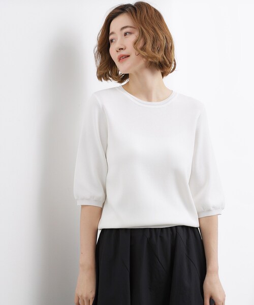 grove(グローブ)の「【貴島明日香さん着用・シリーズ累計34万枚】やわらかドライタッチ 五分袖クルーネックニット(ニット/セーター・レディース・シルバー/オフホワイト/ホワイト系5/ブルー/ブルー系その他/ピンクゴールド/レッド系/ブラック/ブラック系2/ブルー系7・02/03/01/05/04)」の2枚目の写真