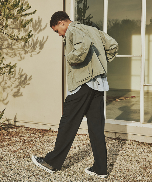 JOURNAL STANDARD（ジャーナルスタンダード）の「T/W ストライプ 2タック トラウザー スラックス（スラックス・メンズ・チャコールグレー/ブラック・MEDIUM/LARGE）」の8枚目の写真