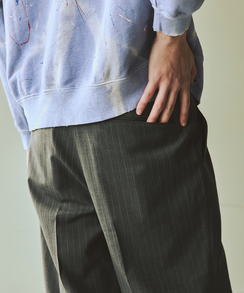 JOURNAL STANDARD（ジャーナルスタンダード）の「T/W ストライプ 2タック トラウザー スラックス（スラックス・メンズ・チャコールグレー/ブラック・MEDIUM/LARGE）」の18枚目の写真