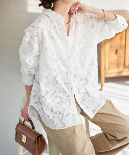 Spick & Span(スピックアンドスパン)の「《追加》シアージャガードシャツ(シャツ/ブラウス・レディース・ブラック/アイボリー・FREE)」の2枚目の写真